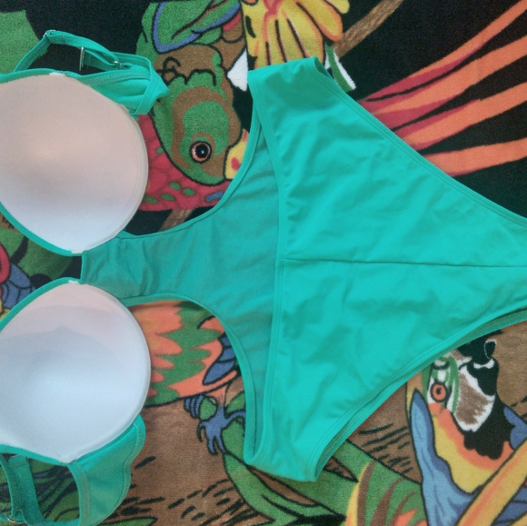 NEW MATTESWIM ONE PIECE BATHING SUIT - Picture 2 of 4